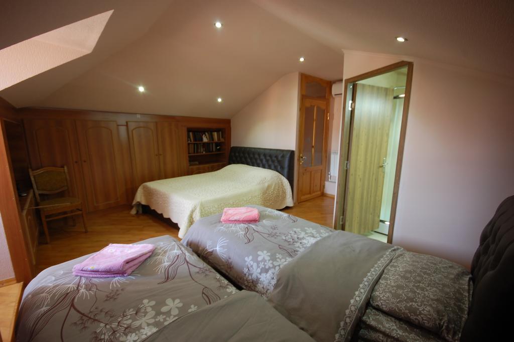Guest House Eka & Gio Signagi Buitenkant foto